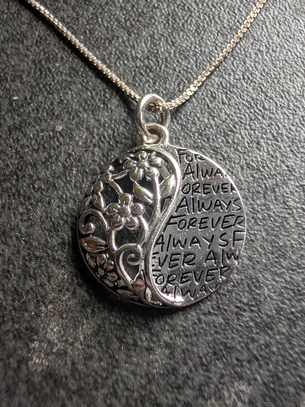 Sterling Forever And Always Floral Sisters Pendant 18 Inch Chain